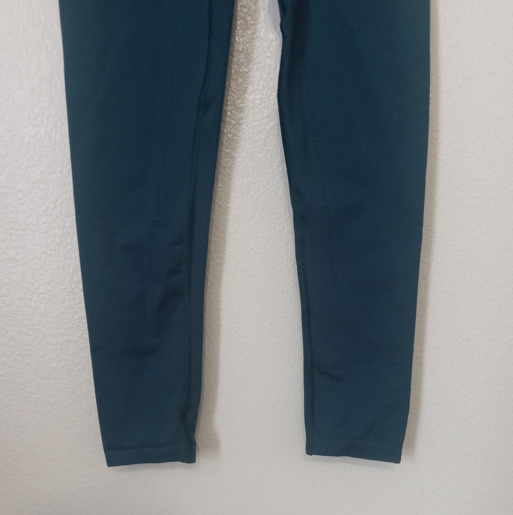 Gymshark Vital Seamless High-waisted Green Leggings 7/8 Length - Picture 5 of 6